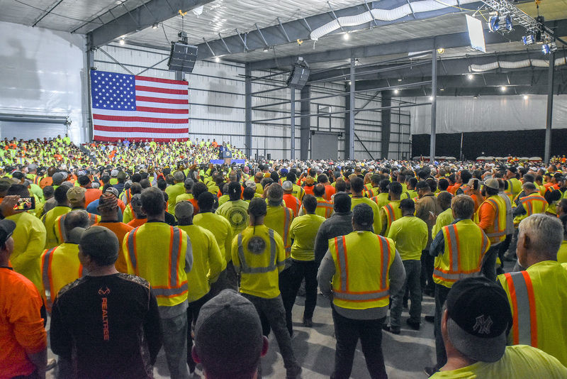 'Sitting on gold': President touts region's energy production in W. Pa. stop crowd